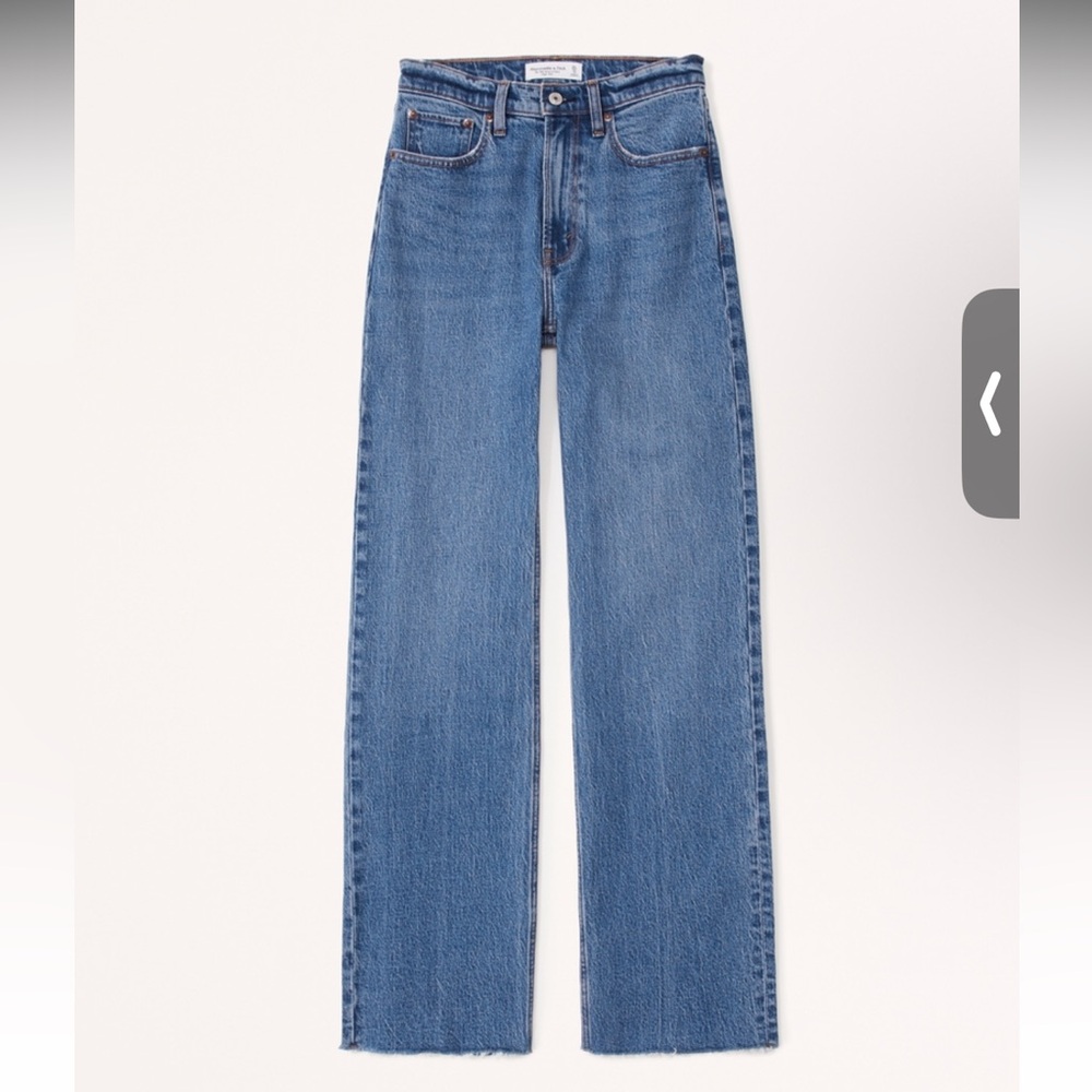 Abercrombie & Fitch 90’s relaxed Jean High Rise 27/4 in Medium Raw Hem